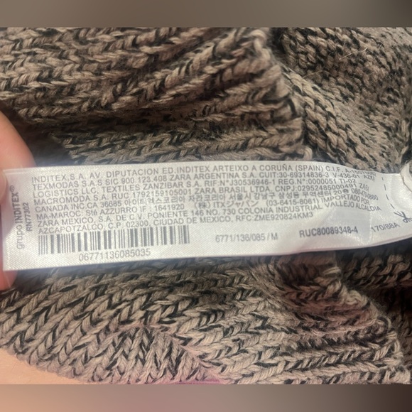 Zara Knit asymmetric bell sleeve Crewneck oatmeal Sweater Sz Medium - Picture 5 of 8